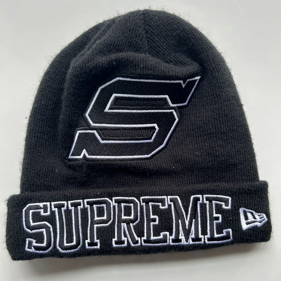 Supreme New Era Big Logo Double Sided Black Beanie